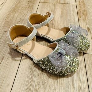 Sparkly Kids dress Shoes with Bow